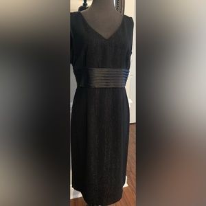 Adrianna Papell Sz 10 Black sleeveless formal sheath dress party holiday